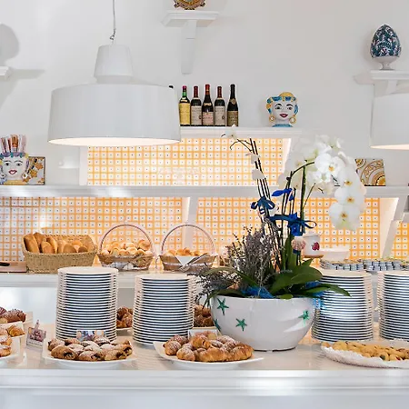 Minerva מלון סורנטו