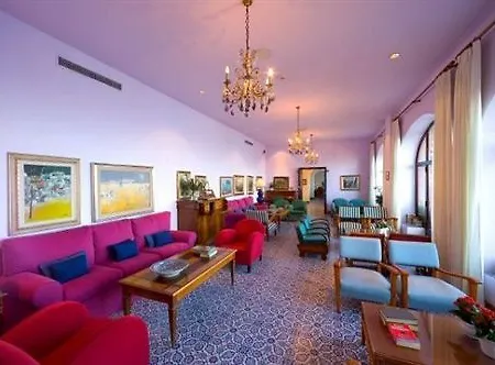 Ξενοδοχείο Minerva 4*